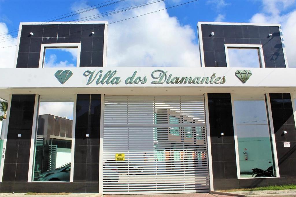 Dos Diamantes - 14 *
